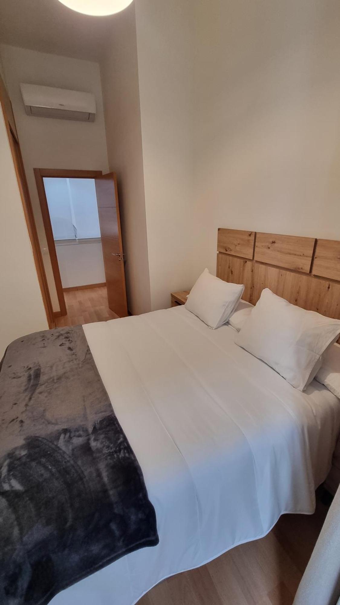 Rosa 2 Bedrooms In City Center Малага Экстерьер фото