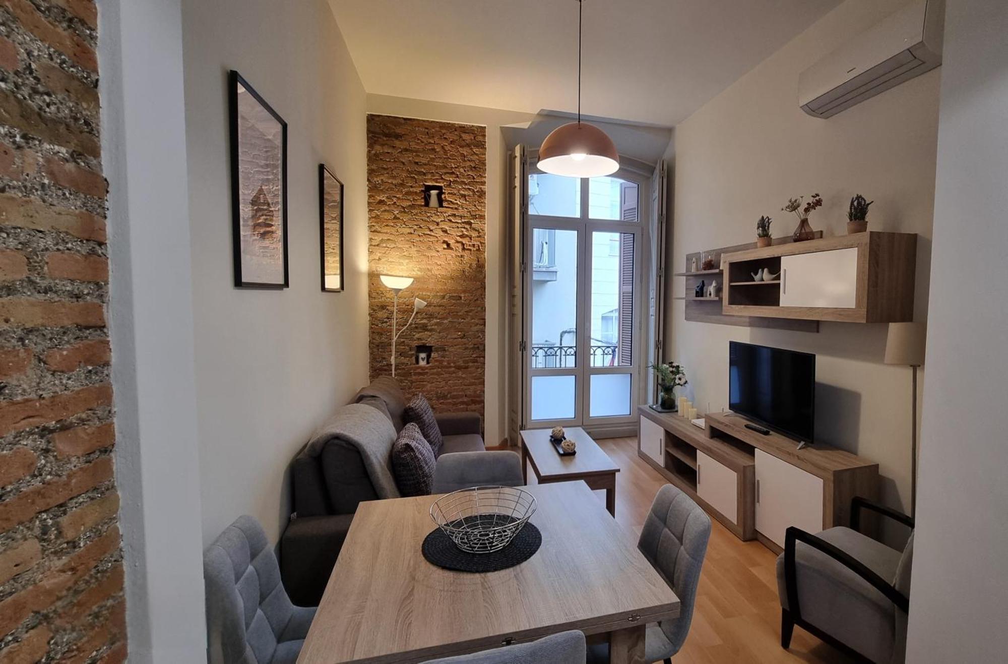Rosa 2 Bedrooms In City Center Малага Экстерьер фото
