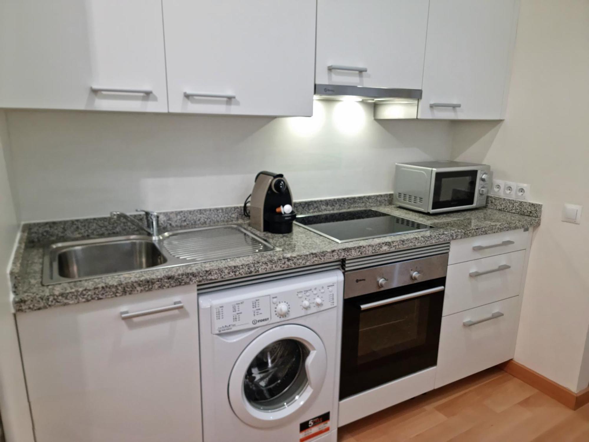 Rosa 2 Bedrooms In City Center Малага Экстерьер фото