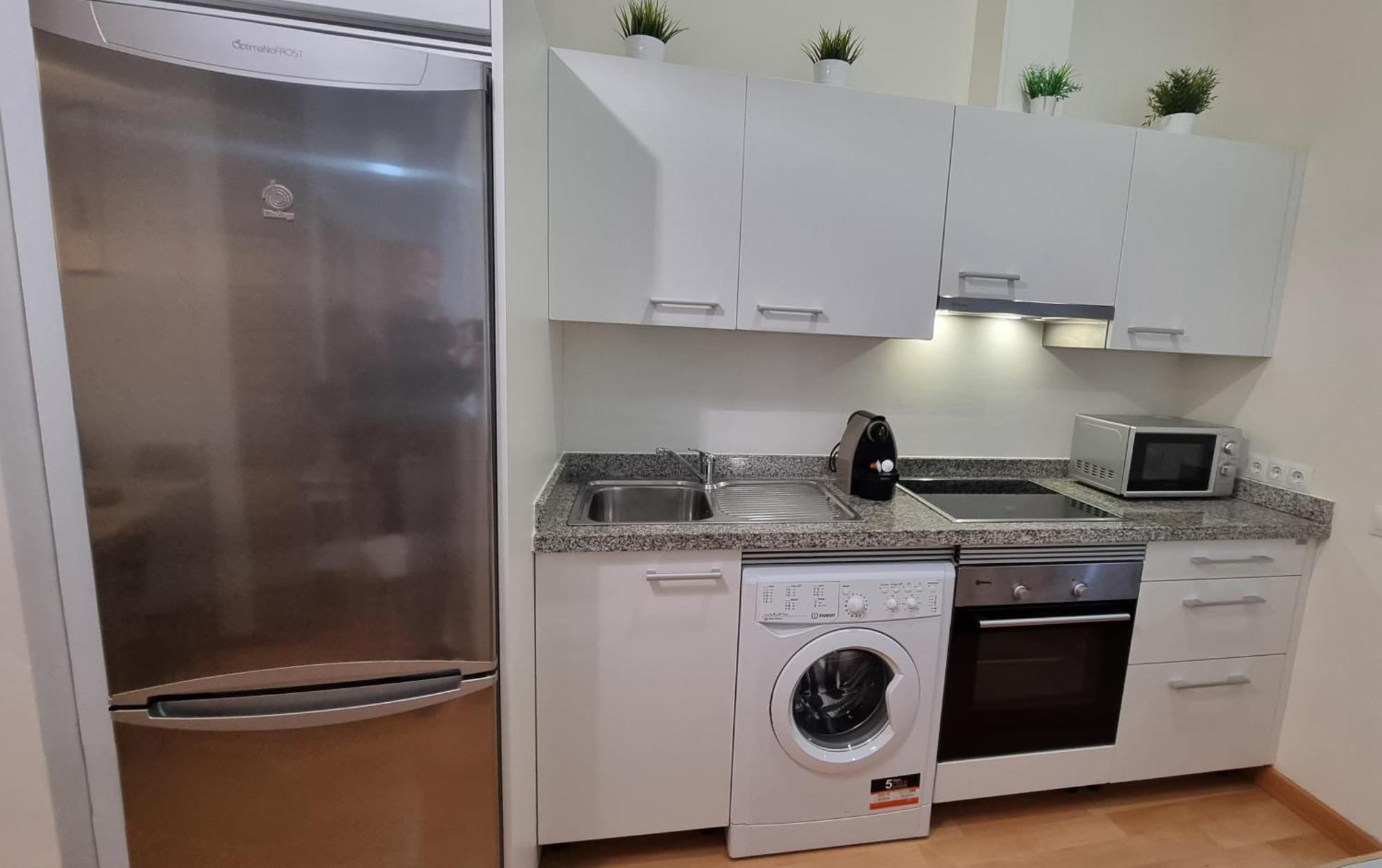 Rosa 2 Bedrooms In City Center Малага Экстерьер фото